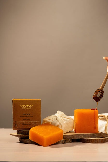 HRIDAYA Gentle Bathing Soap for kids Papaya│Honey - Anahata Organic